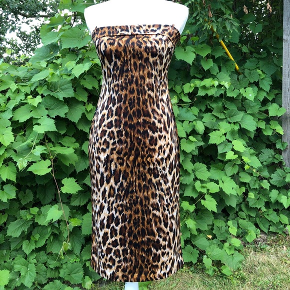 Moda International Dresses & Skirts - sale‼️LEOPARD PRINT DRESS